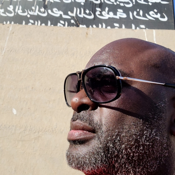 Meet your Posher, JohnnieWatt - Picture 3 of 3